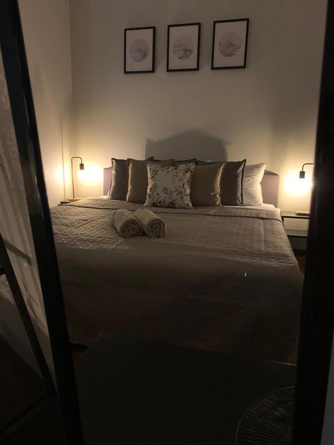 Royal Apartment *